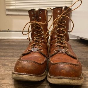 Red wing 877s, size 11.5 , owned 1 year, ready to move on to something new.
